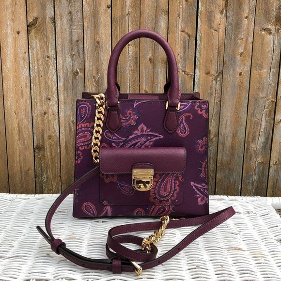 Michael Kors Handbags - Michael Kors Purple Paisley“Bridgett”